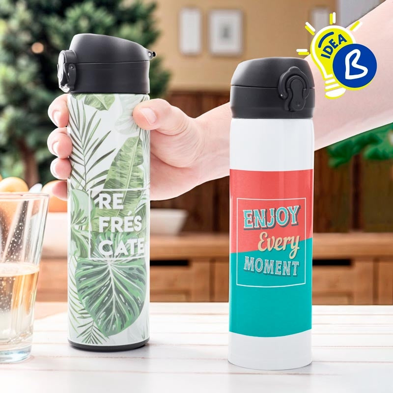 Ejemplo personalizado: Termo personalizado con tapa de seguridad negra · 450 ml. Diseño orientativo; personalización a tu gusto.