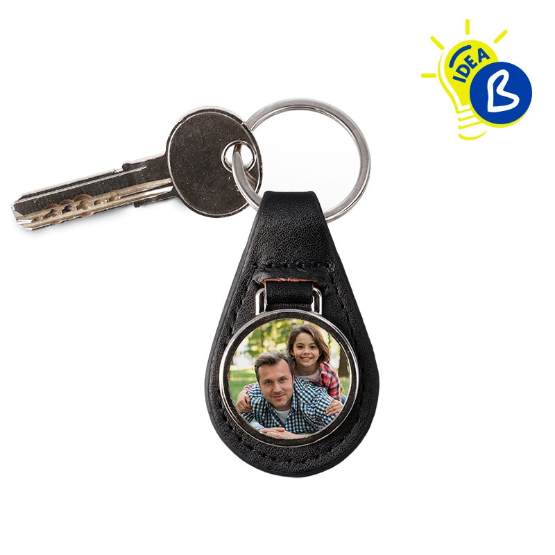 Ejemplo personalizado: Llavero de polipiel personalizado con foto. Diseño orientativo; personalización a tu gusto.